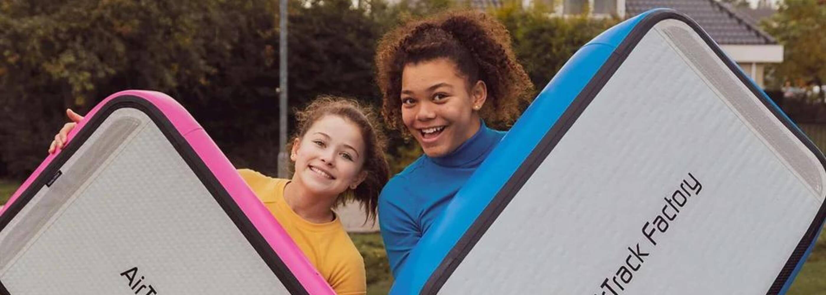 Bring dein Training nach Hause mit der AirTrack Factory Home Collection auf Puregymnastics.de. Entdecke Spitzenprodukte für maximale Performance – bei dir zuhause!